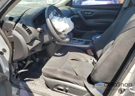 2015 Nissan Altima 2.5 from USA, damaged, VIN 1N4AL3AP6FC583650